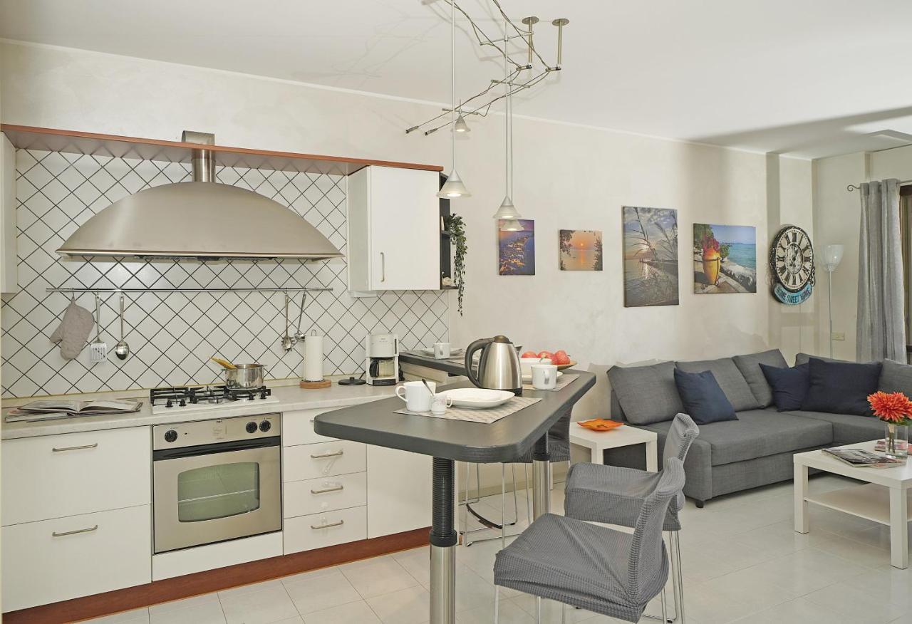 Appartement Casa Rudi - Gardagate à Sirmione Extérieur photo