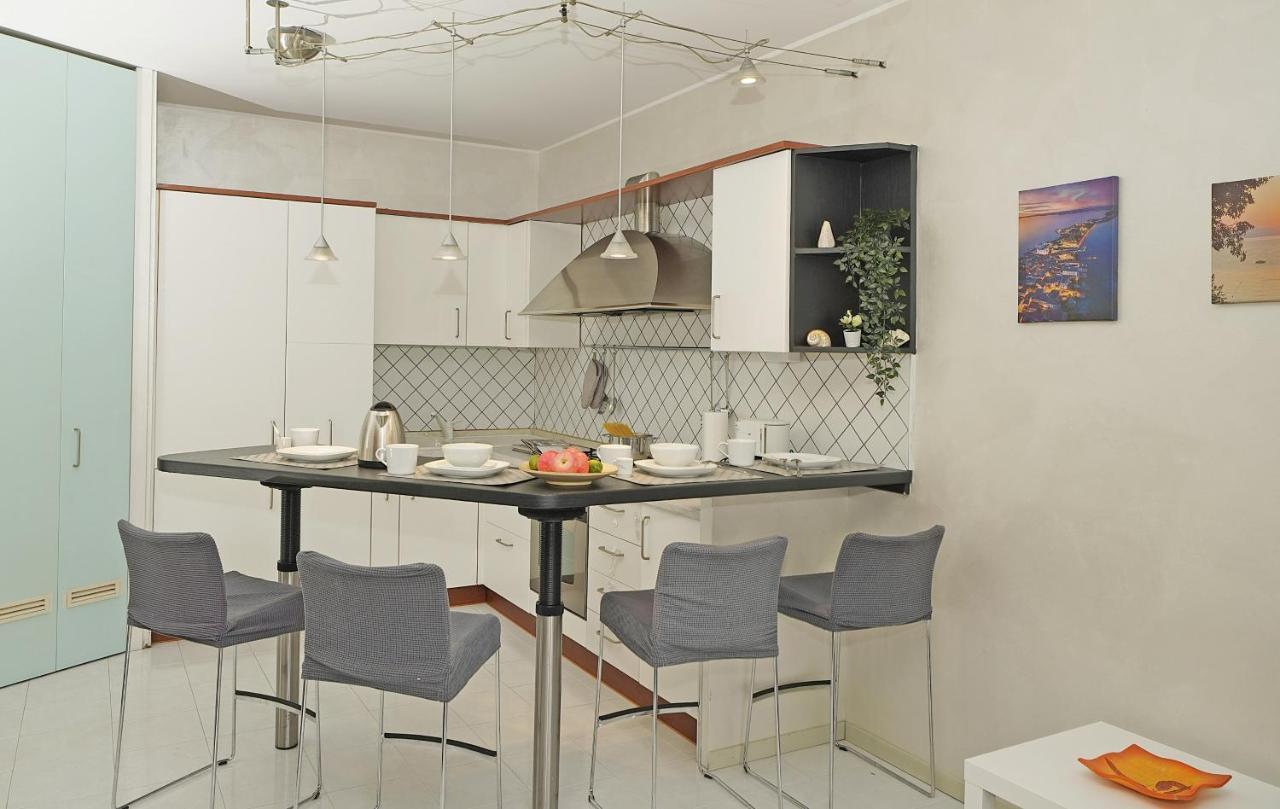 Appartement Casa Rudi - Gardagate à Sirmione Extérieur photo